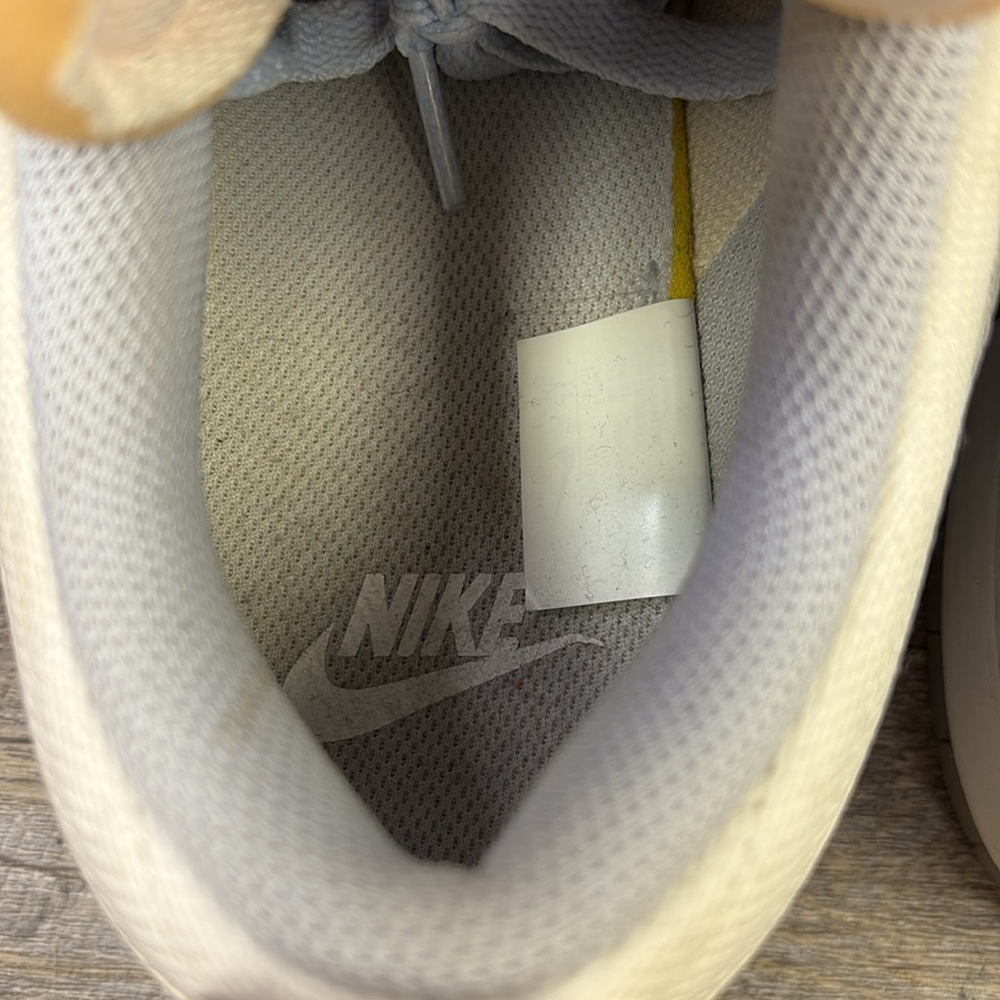 Women’s Nike Dunk Low Disrupt ‘Ghost’ DJ3077-100 W11 M9.5 - Picture 9 of 9